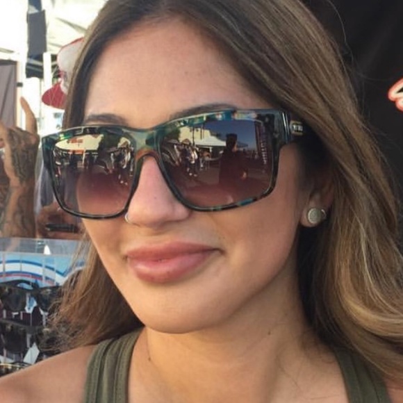 SUNGLASSES 🔥🔥🔥FREE FLYING FlyGirls Sunnies - Picture 9 of 17